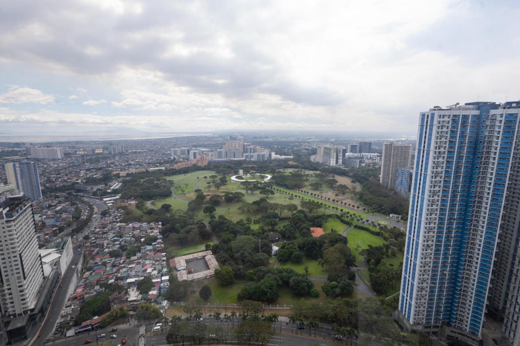 マニラ市New 2Br Of 86Sqm With Parking & Netflix In Bgcアパートメント エクステリア 写真