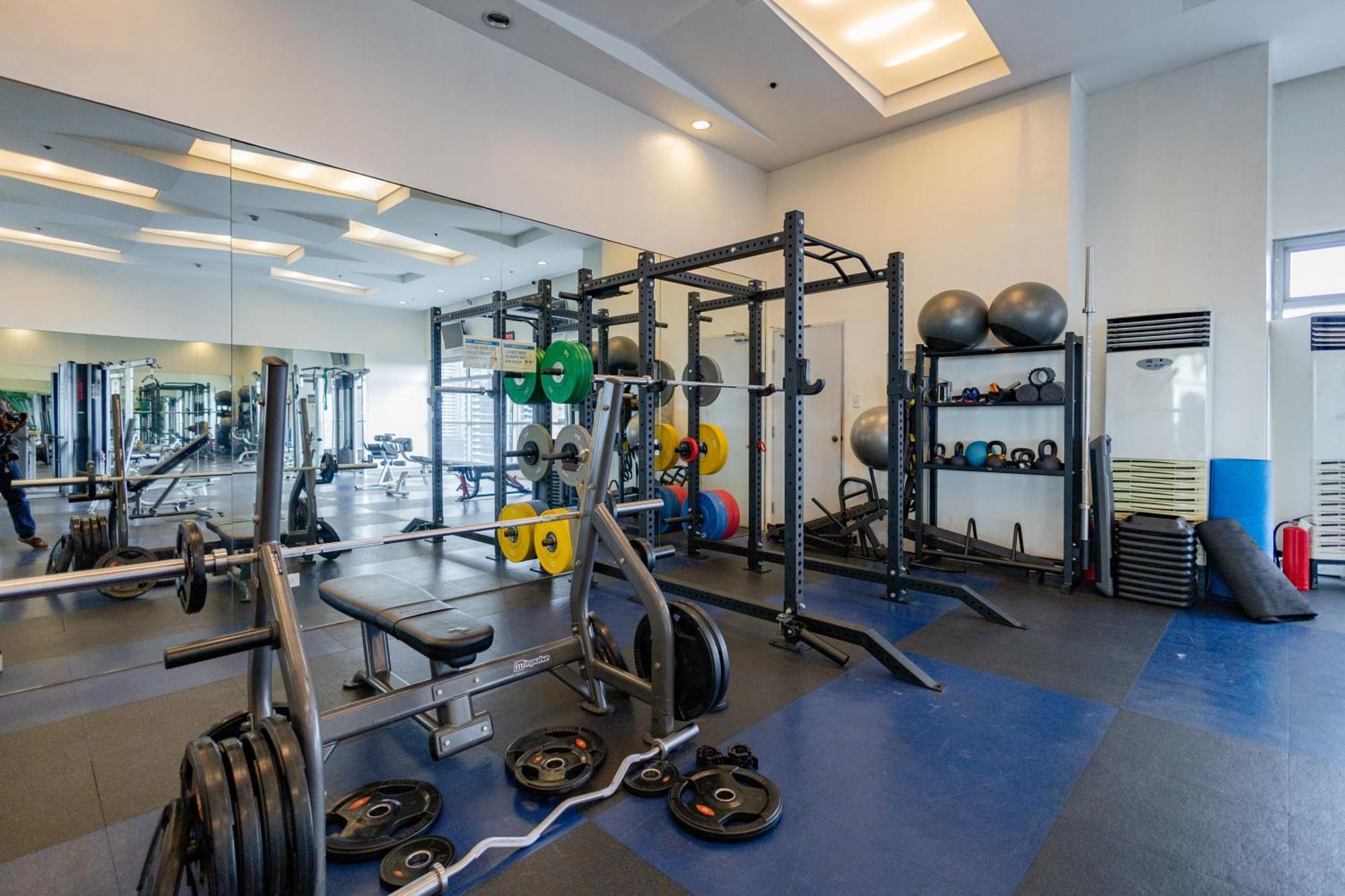 マニラ市New 2Br Of 86Sqm With Parking & Netflix In Bgcアパートメント エクステリア 写真